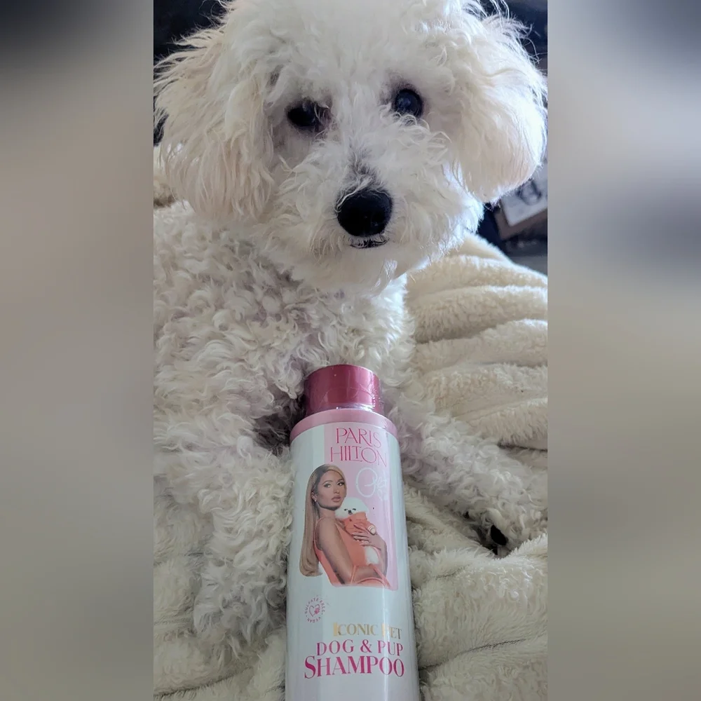 Paris Hilton Iconic Pet Dog & Pup Shampoo - Pink